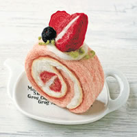 Strawberry Rolled Cake